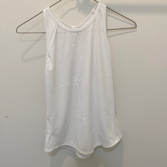 White lululemon tank top size 6 - Picture 1 of 5